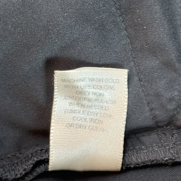 WHBM Black Legacy Pant Size 2 Short - Picture 11 of 14